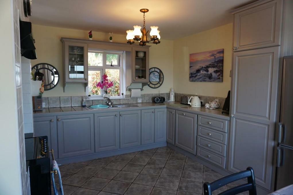 Lighthouse Cottage Donegal Town Extérieur photo